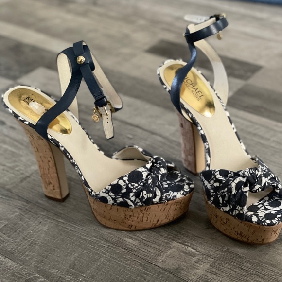 MICHAEL Michael Kors Printed Canvas Heels - Picture 2 of 8